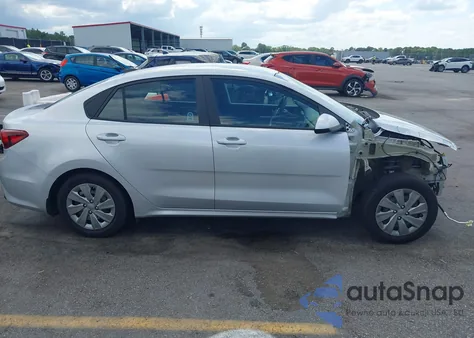 2020 Kia Rio S z USA, uszkodzony, nr VIN 3KPA24AD5LE313032